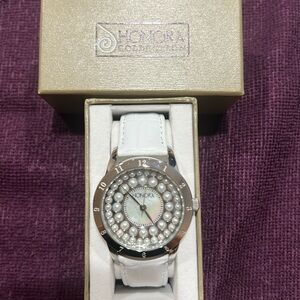 BRAND HONORA WOMENS WATCH NEVER WORN WITH BOX new Battery